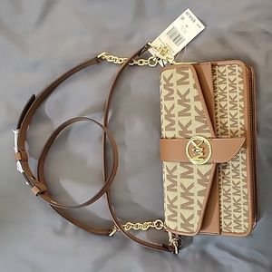 MICHAEL KORS GREENWICH SHOULDER BAG